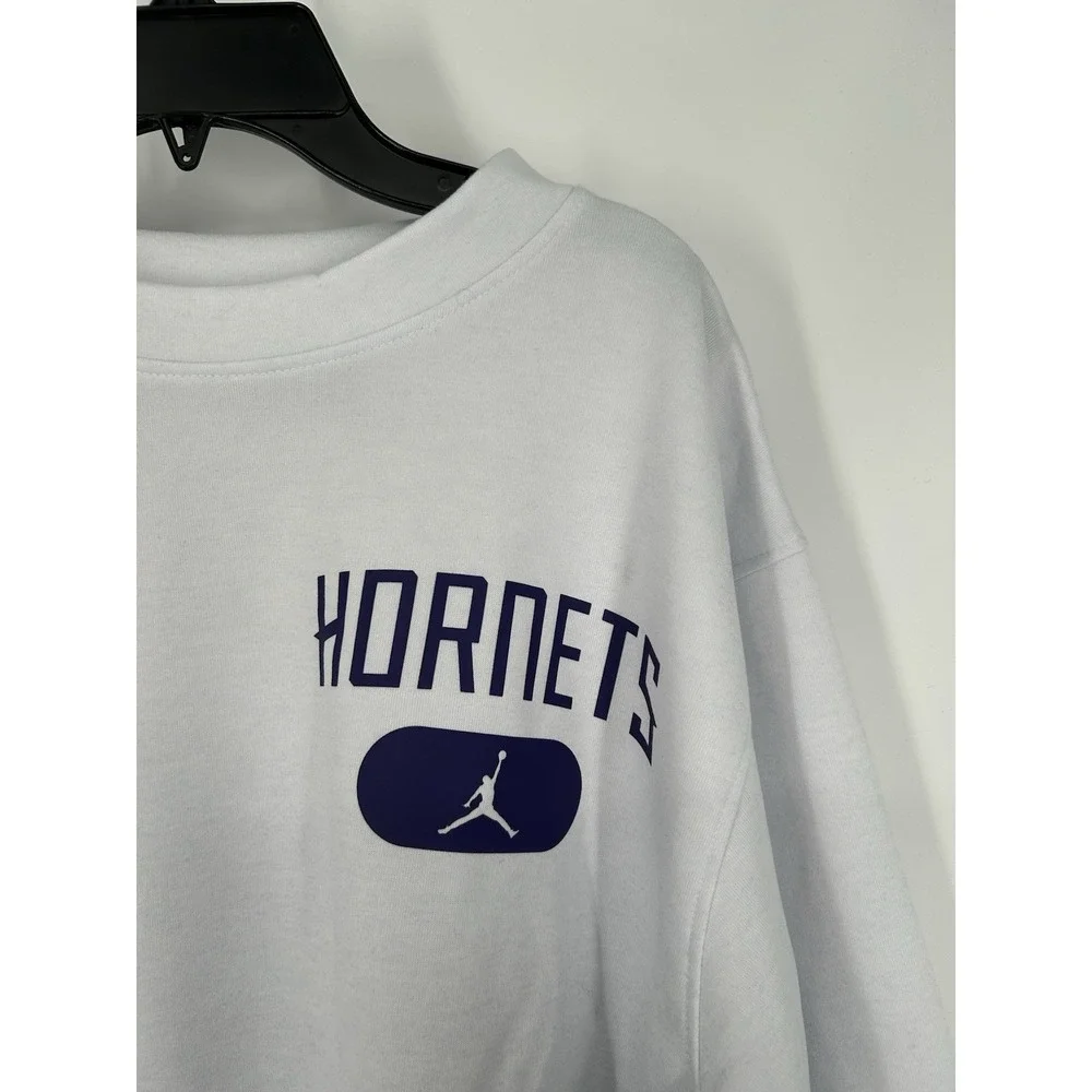 Air Jordan Charolette Hornets Nike Dri Fit Crewneck Sweatshirt White Mens Medium